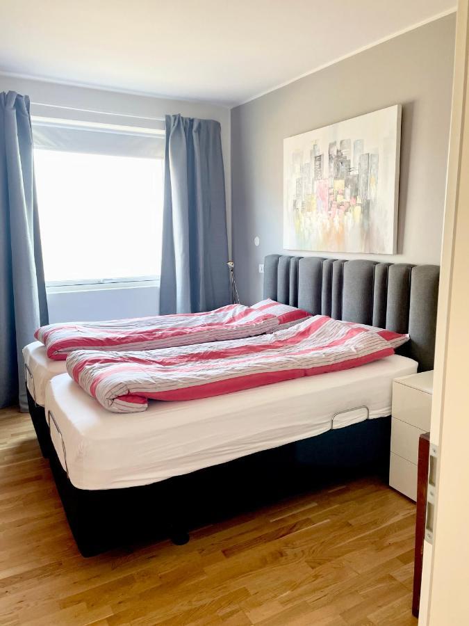 Stylish And Relaxing Two Bedroom Appartment, View Over Harbour Hafnarfjörður Екстериор снимка